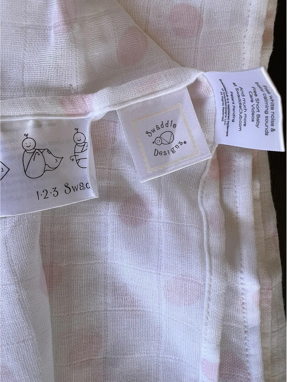 SwaddleDesigns USA Ultimate Swaddling Baby Blanket Pink Dots.